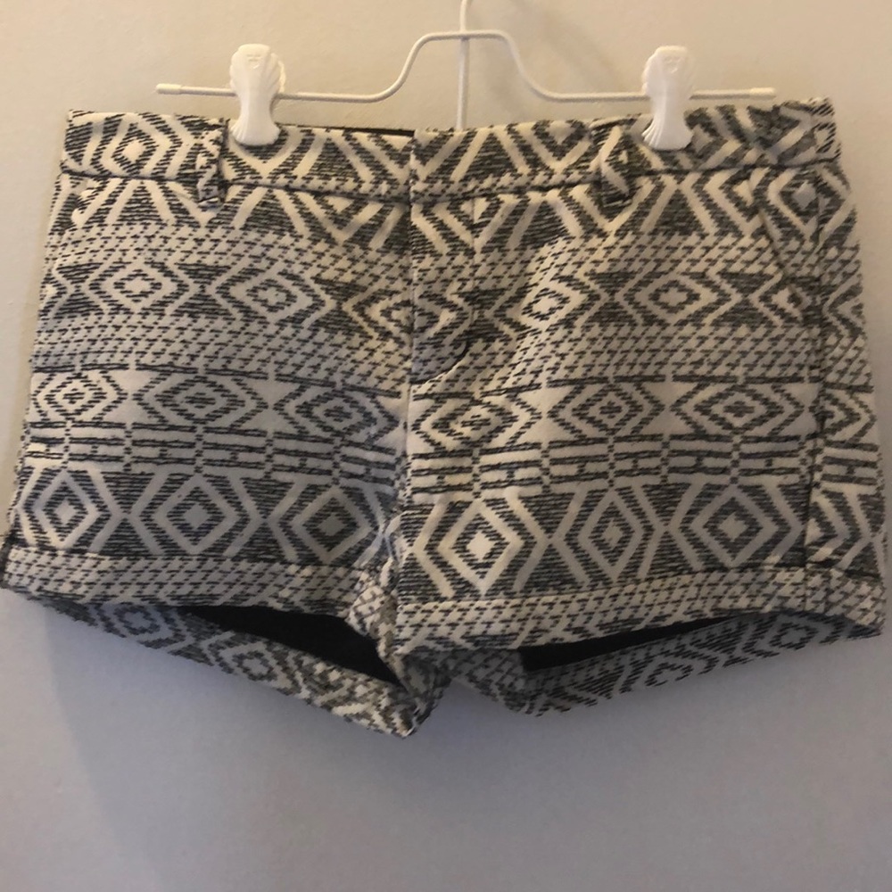 Patterned shorts
